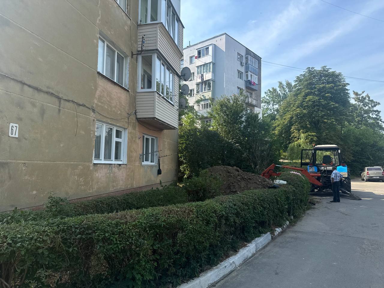 Працює трактор